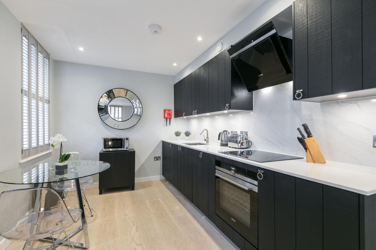 Urban Chic - Wellington Apartment ลอนดอน ภายนอก รูปภาพ