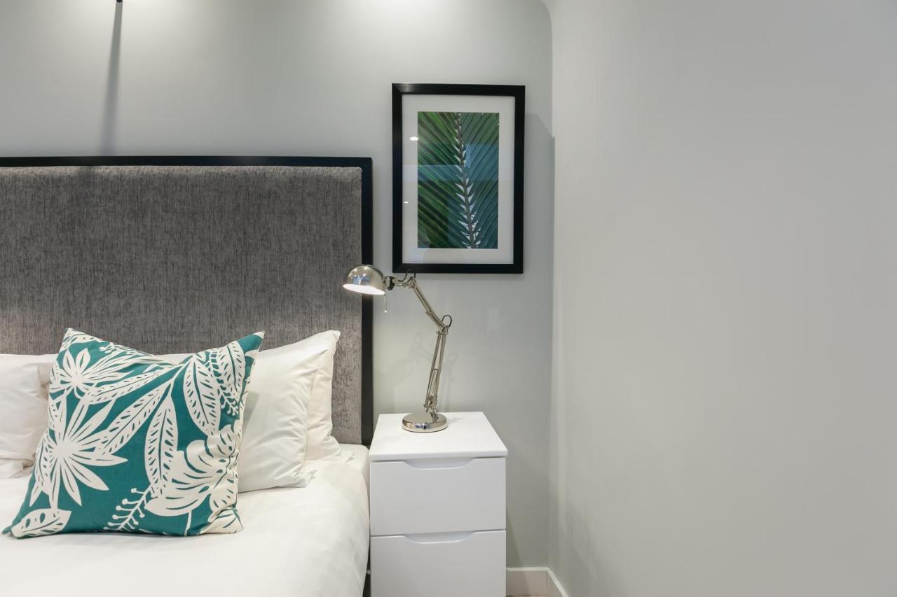 Urban Chic - Wellington Apartment ลอนดอน ภายนอก รูปภาพ